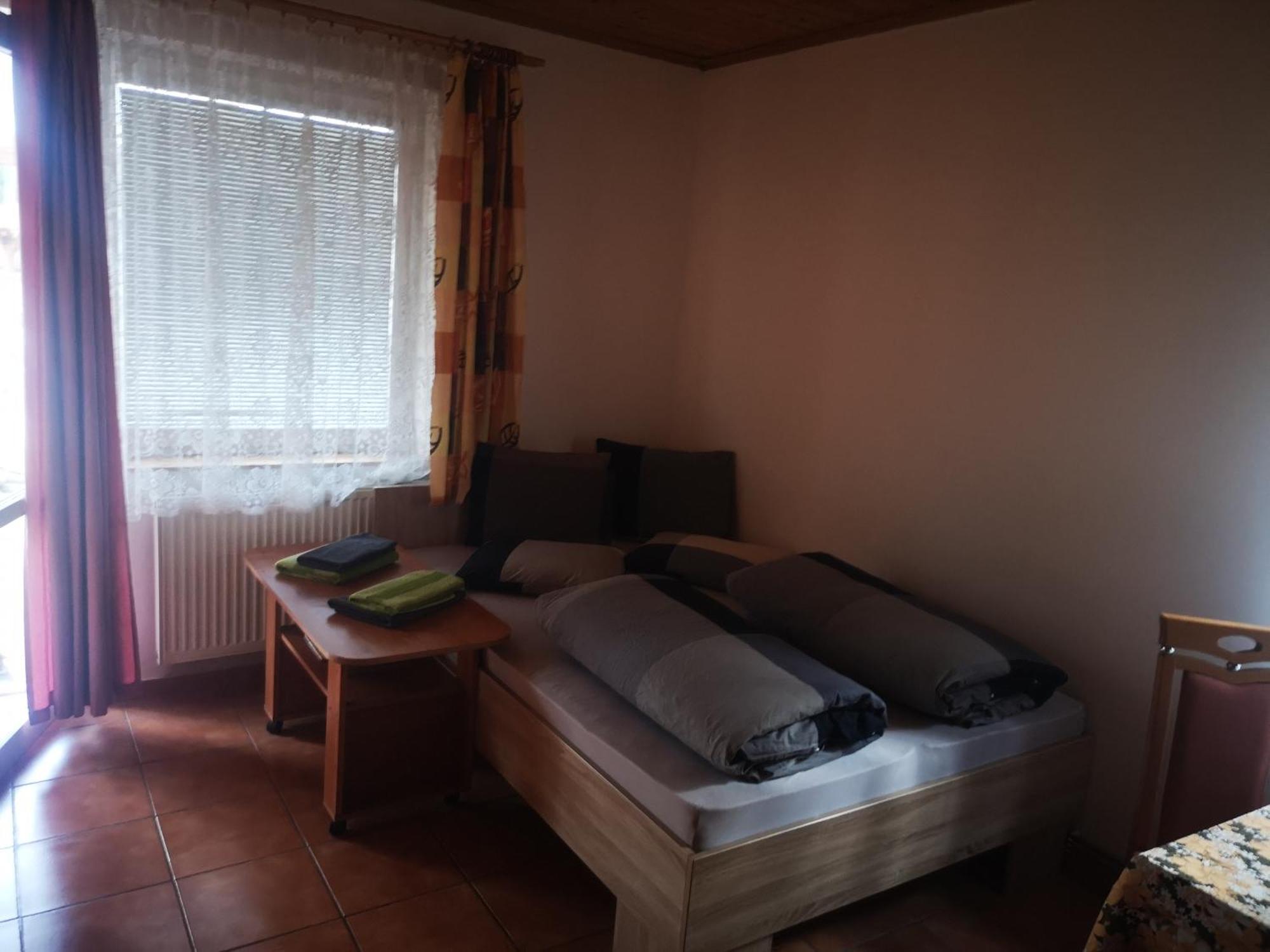 Green Apartments Lustenice 객실 사진