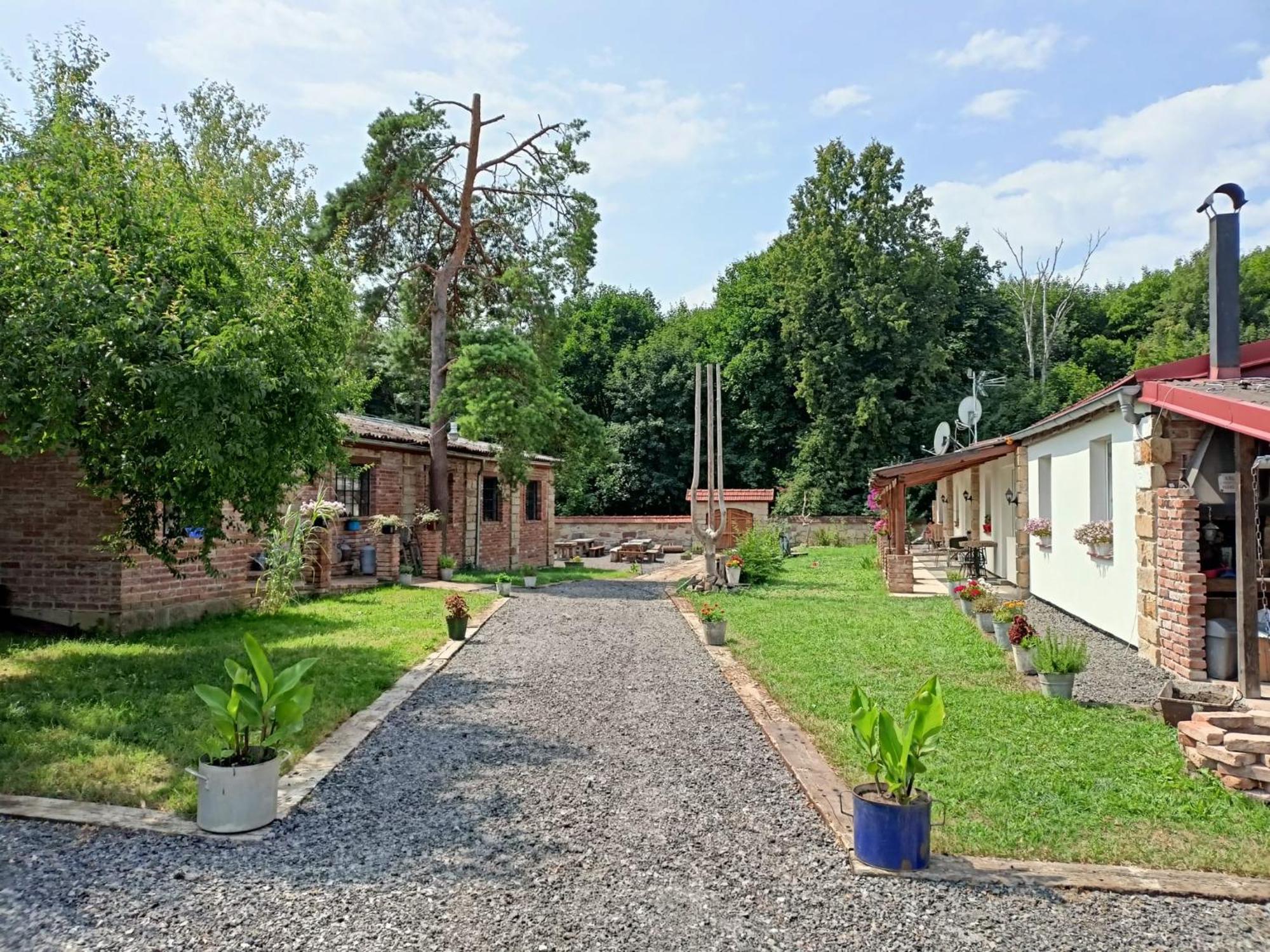 Green Apartments Lustenice 외부 사진